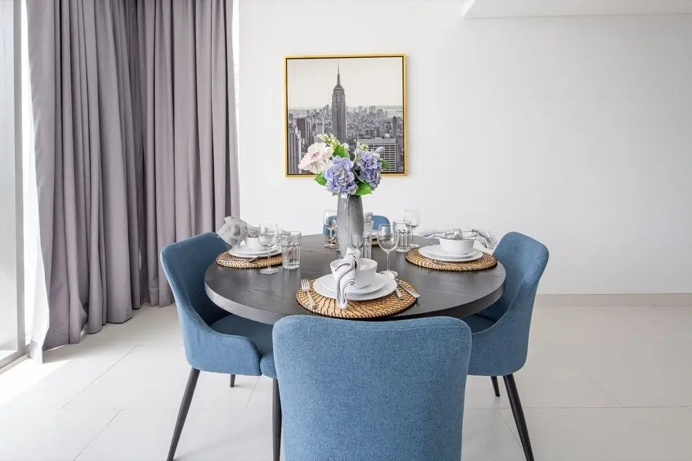 Дубай: Lavish 1BR Apartment With 2 Balconies - Palm Jumeirah
