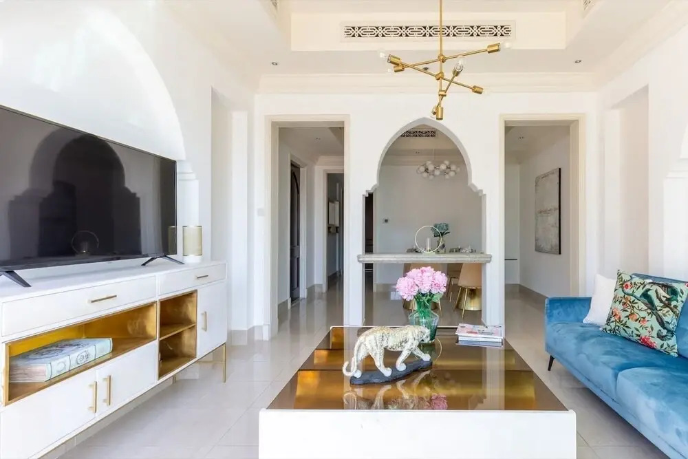 Дубай: Best in Downtown, Loft West 1BR