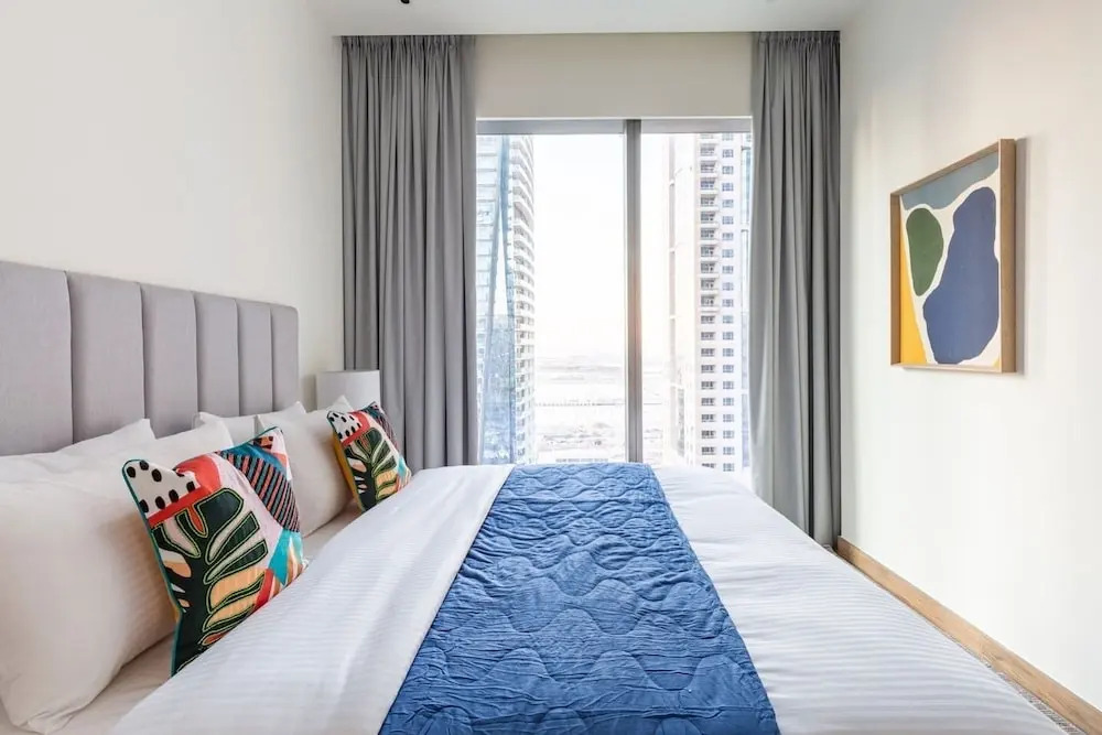 Дубай: Distinctively Superior 2BR With Splendid Marina Views!