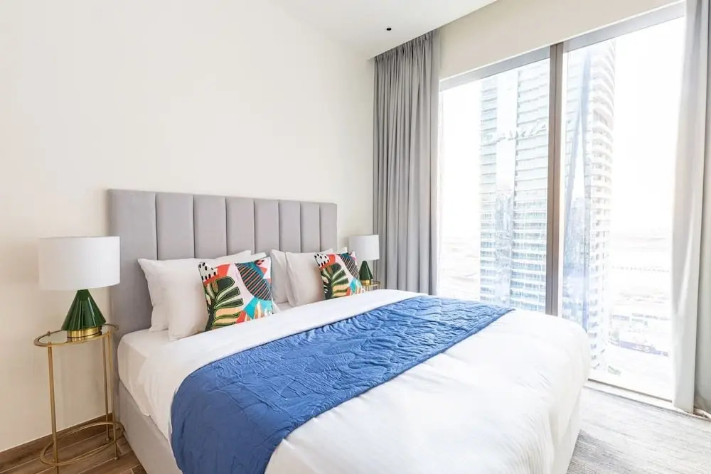 Дубай: Distinctively Superior 2BR With Splendid Marina Views!
