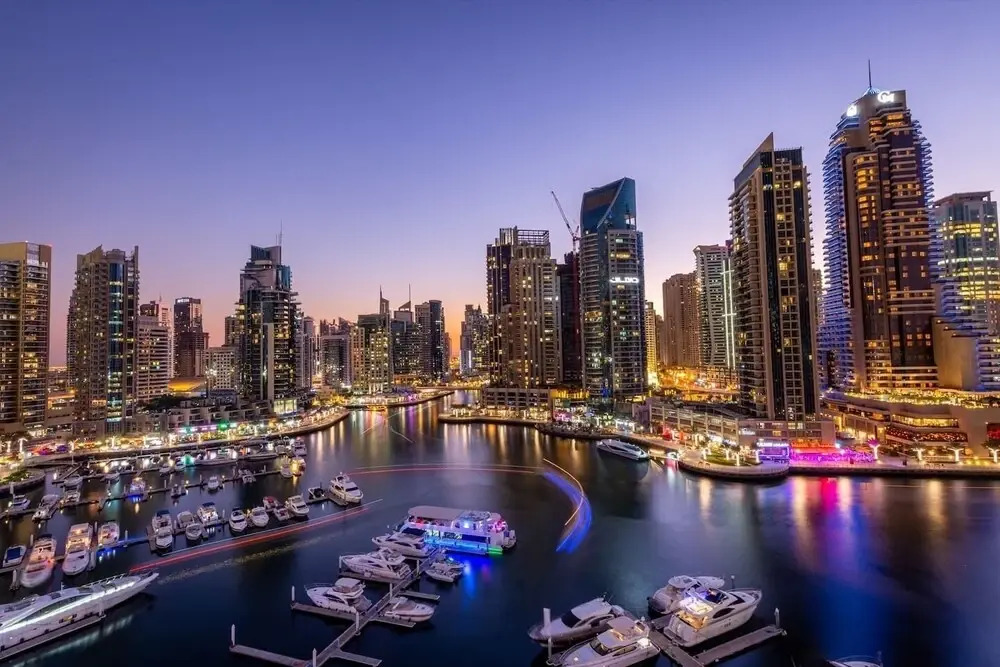 Distinctively Superior 2BR With Splendid Marina Views! — фото 3