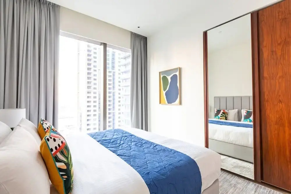 Дубай: Distinctively Superior 2BR With Splendid Marina Views!
