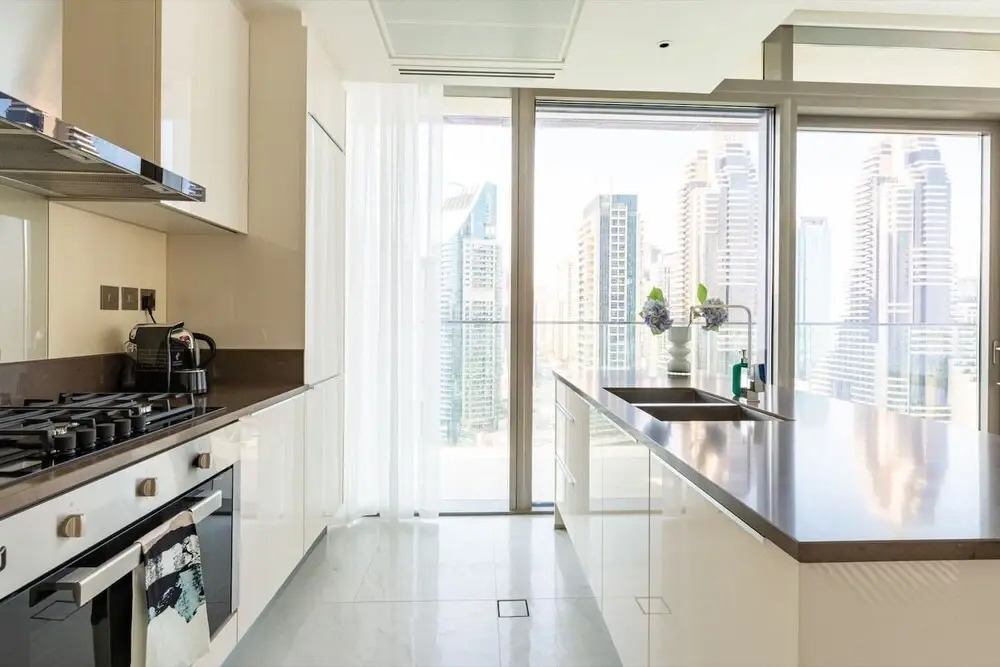 Distinctively Superior 2BR With Splendid Marina Views! — фото 2