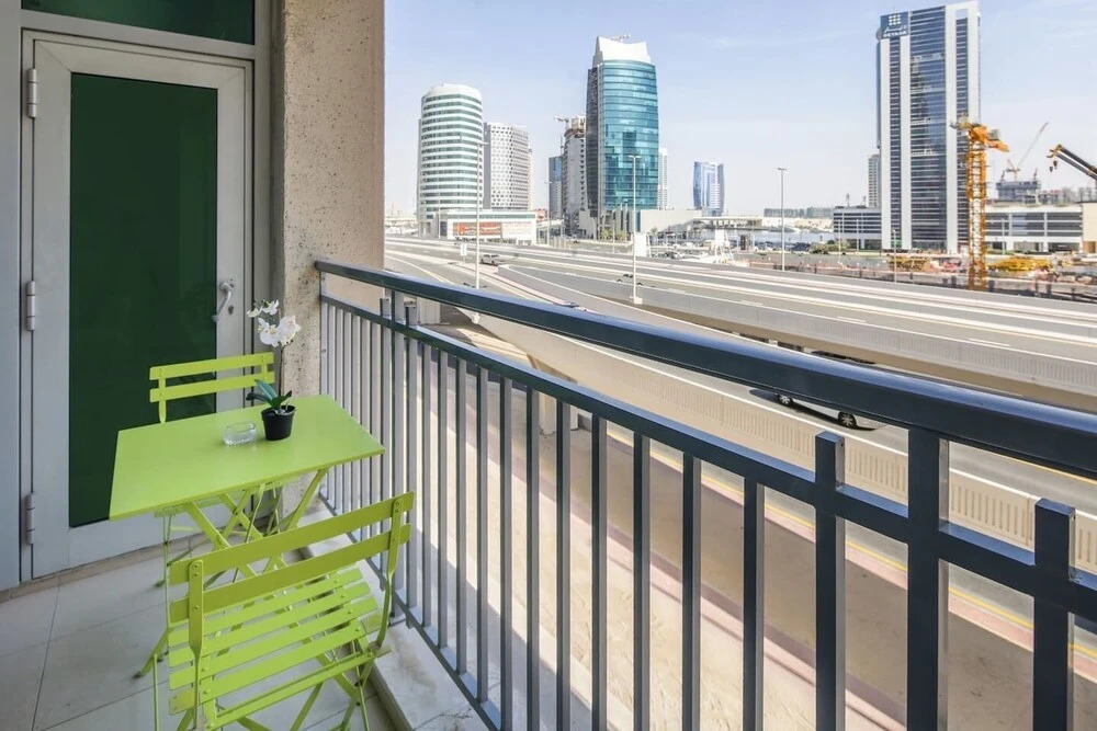 Bright and Spacious 1BR in Downtown Dubai — фото 4