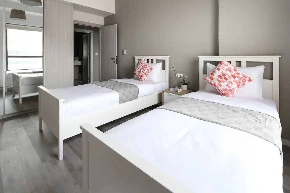 Elegant + Upscale 3BR in JBR With Full Sea Views! — фото 2