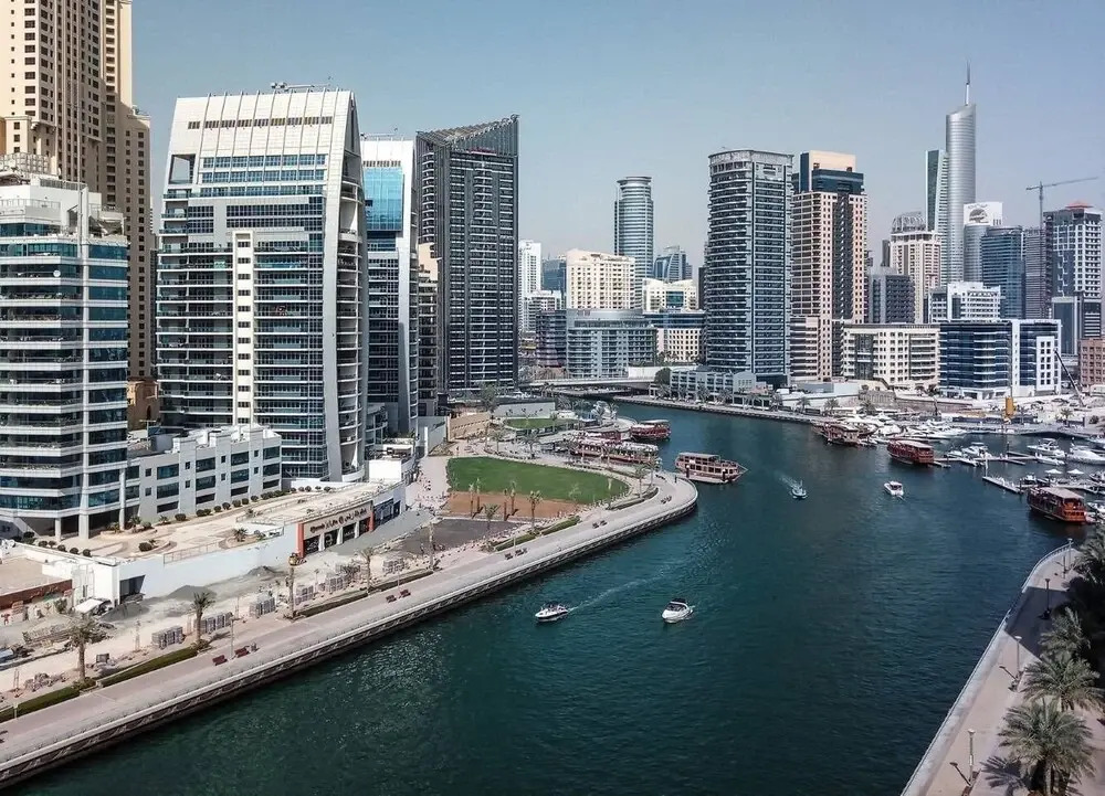 Дубай: 1BR in Dubai Marina With a Rooftop Pool!