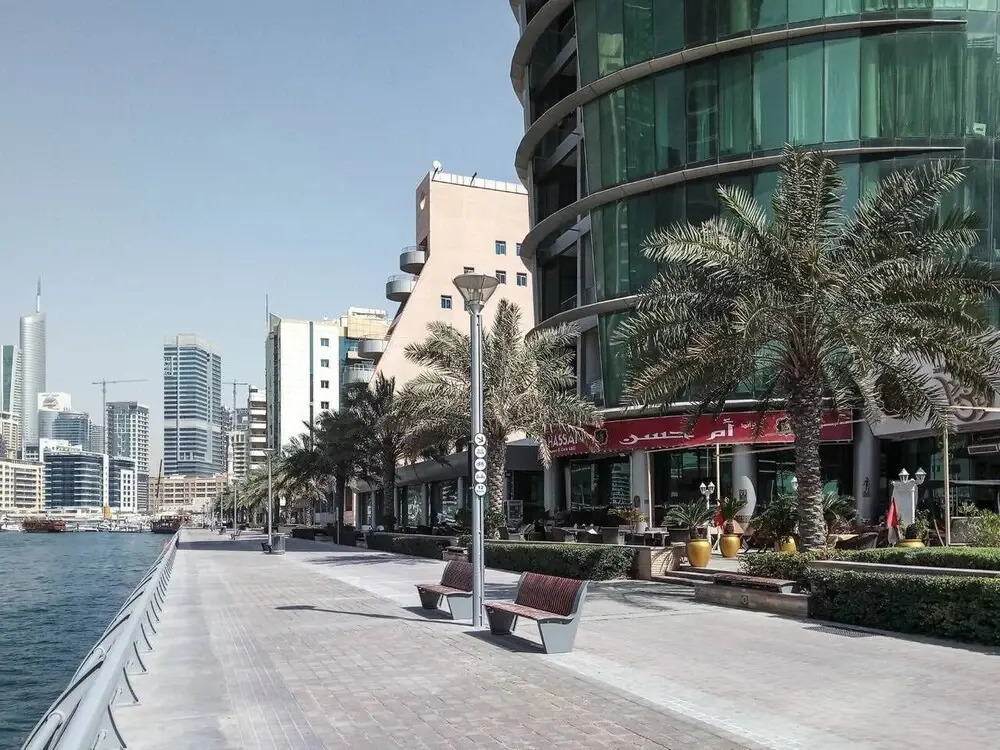 Дубай: 1BR in Dubai Marina With a Rooftop Pool!