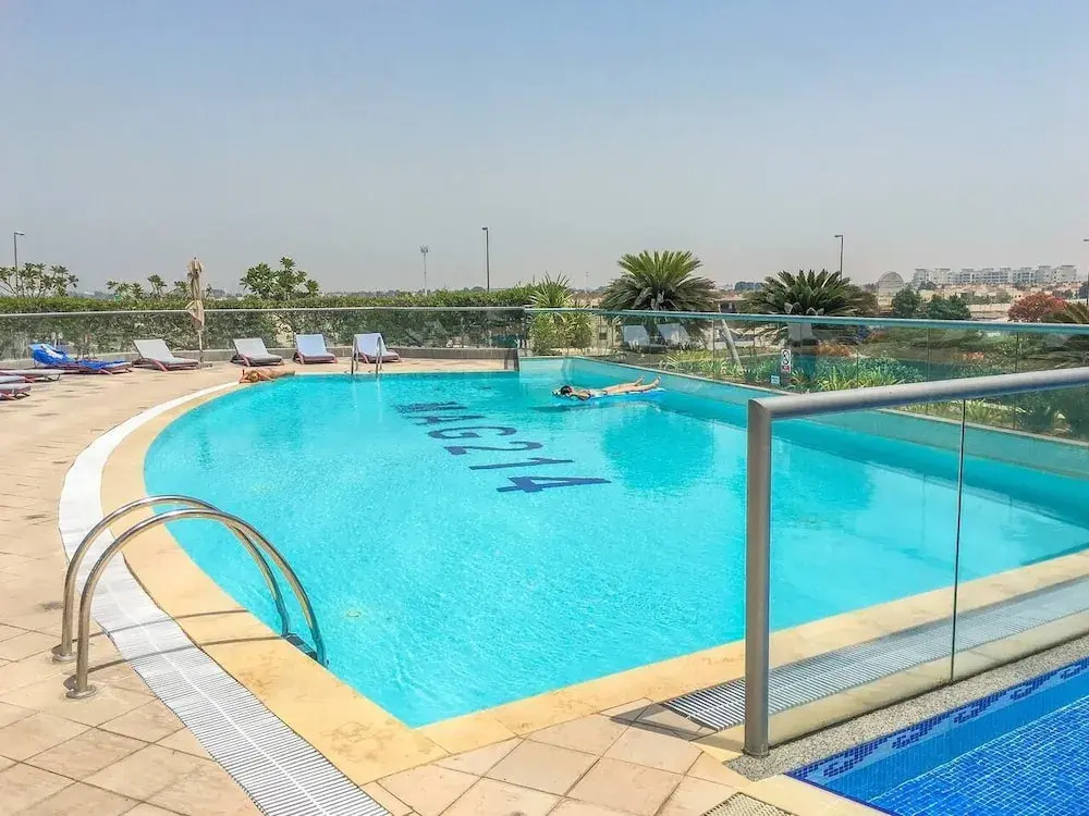 Дубай: Cozy 1BR With JLT Views!