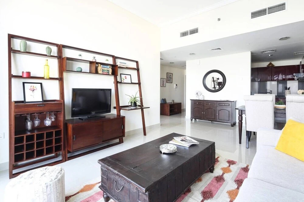 Bright and Cozy 1BR in Dubai Marina! — фото 2