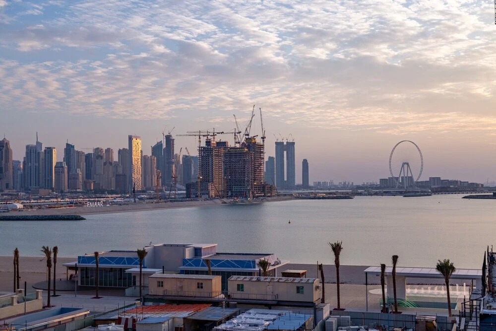 Дубай: Captivating 3BR Apartment on Palm Jumeirah!