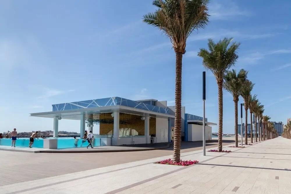 Дубай: Primestay - Beachfront 1BR with stunning sea view in Palm Jumeirah