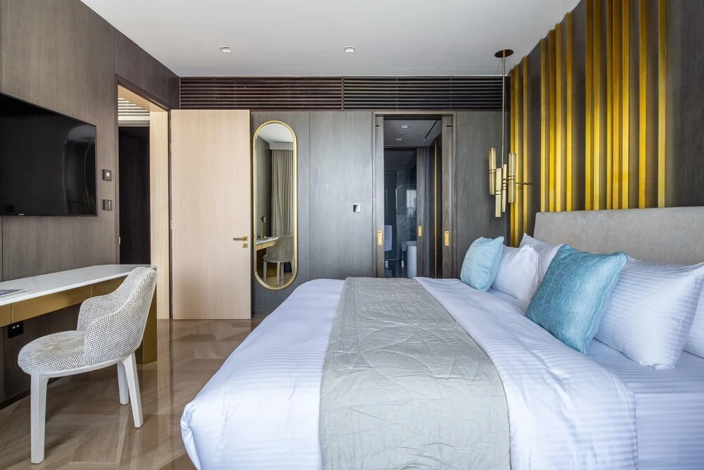 Дубай: Primestay - Beachfront 1BR with stunning sea view in Palm Jumeirah