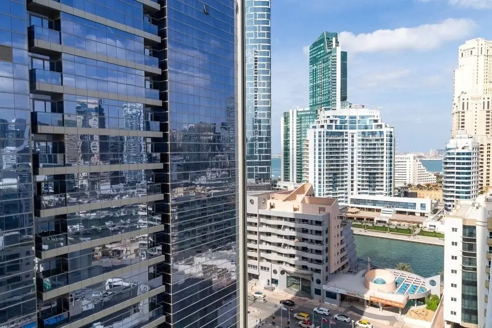 Дубай: Exquisitely Designed 1BR Apartment in Dazzling Dubai Marina!