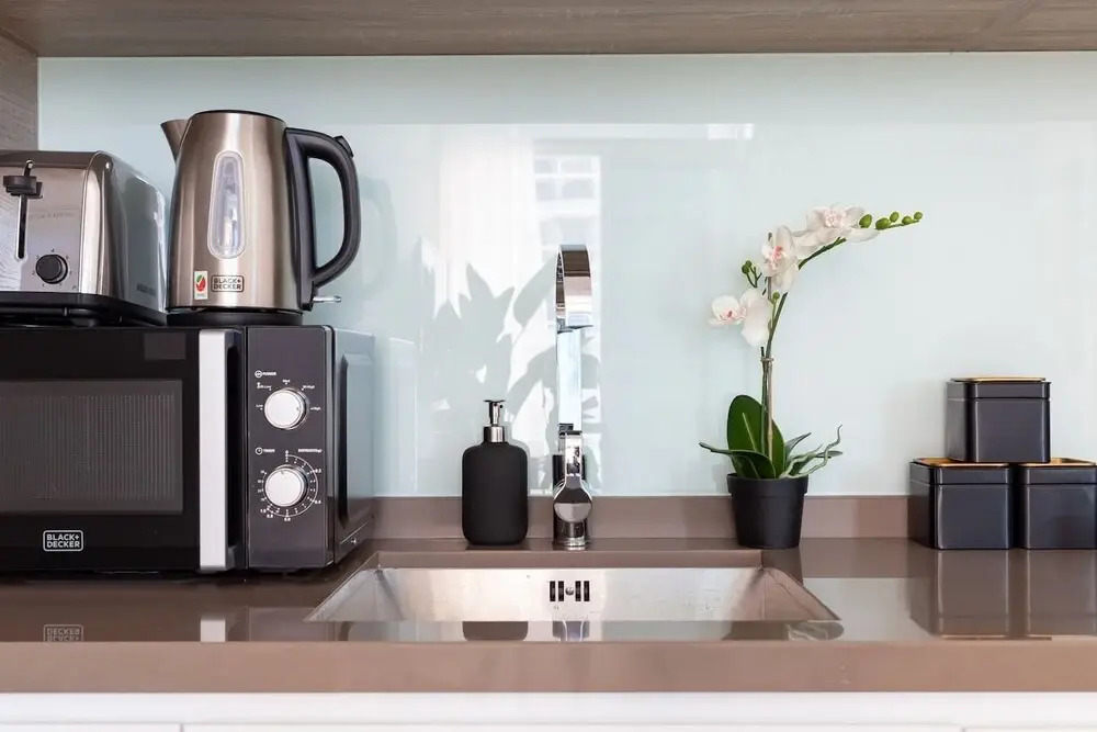 Дубай: Exquisitely Designed 1BR Apartment in Dazzling Dubai Marina!