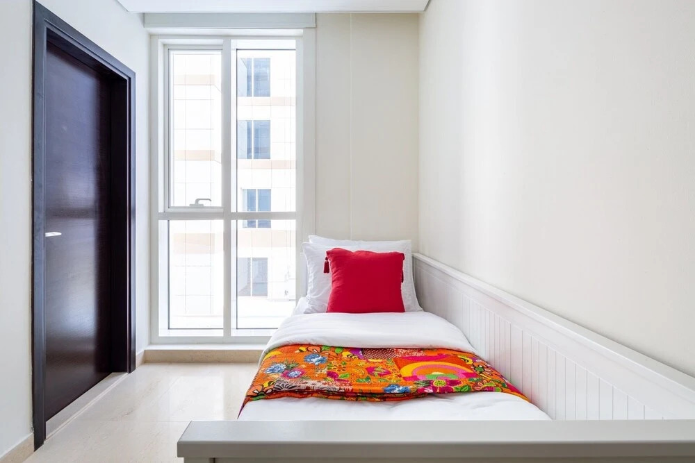 High Quality Living in This 2BR Apt in Downtown Dubai - Sleeps 6! — фото 2