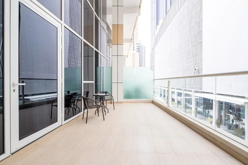 Дубай: Contemporary & Spacious 3BR Apartment in Downtown Dubai