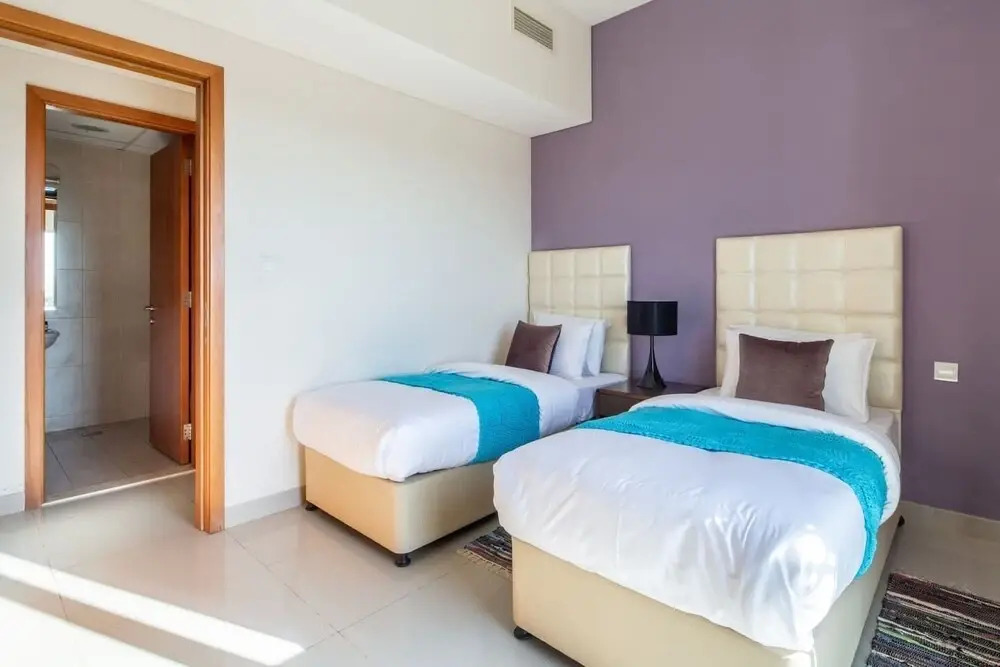 Дубай: Bright & Cozy 2BR Near Jebel Ali and Expo 2020 Site