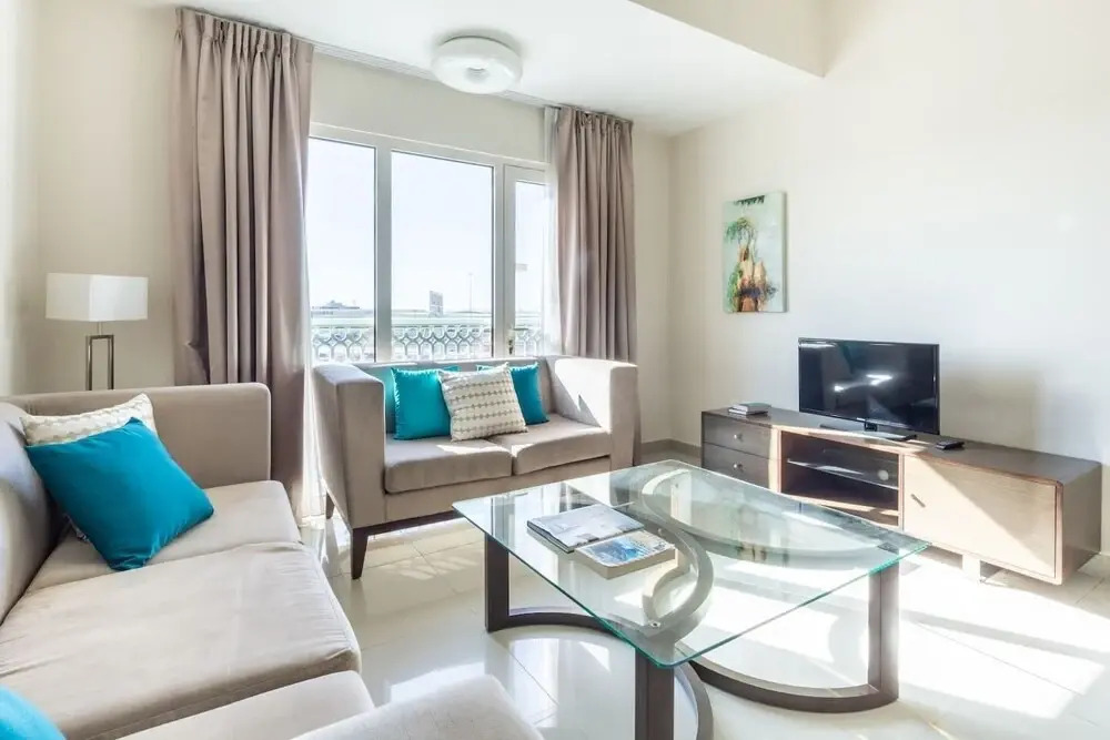Дубай: Bright & Cozy 2BR Near Jebel Ali and Expo 2020 Site