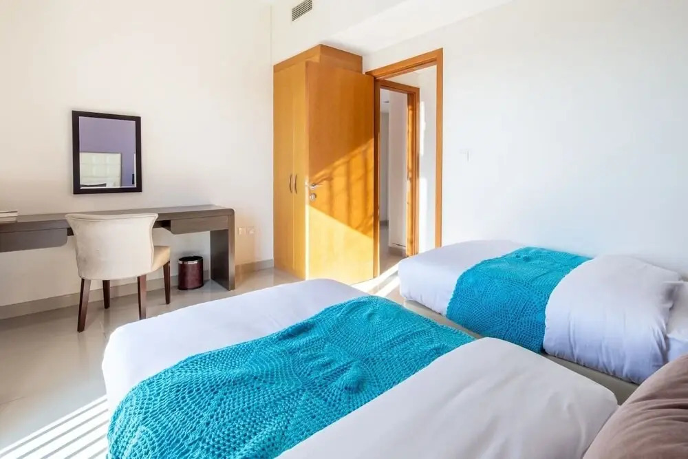 Дубай: Bright & Cozy 2BR Near Jebel Ali and Expo 2020 Site