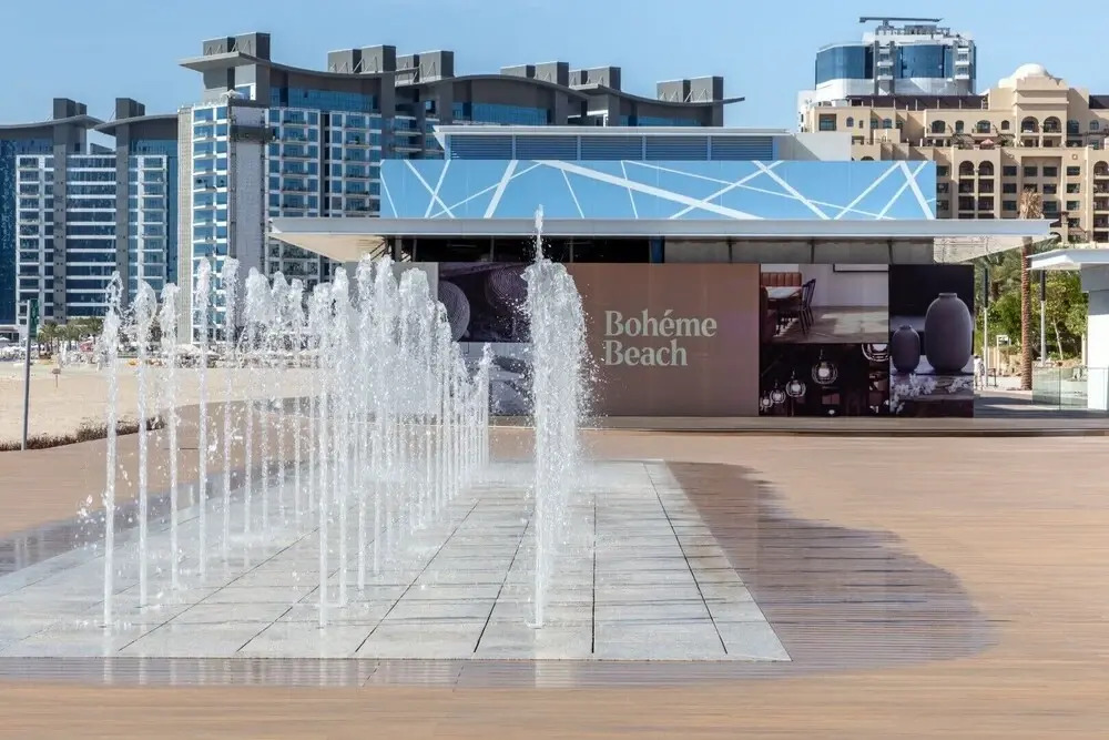Дубай: Glamorous 1BR Apt on Palm Jumeirah - Near the Beach!