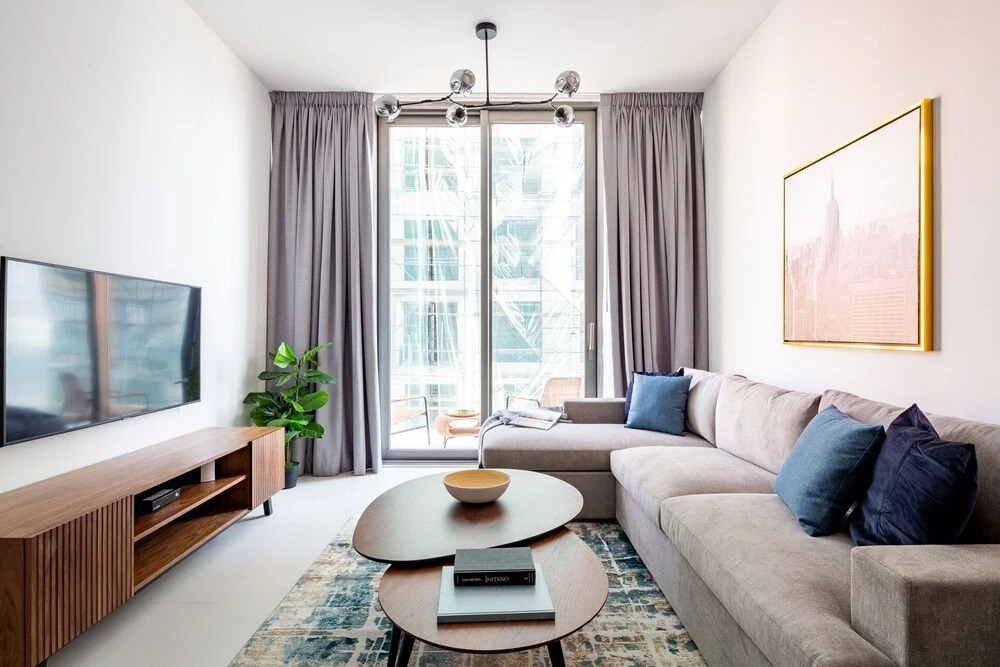 Дубай: Glamorous 1BR Apt on Palm Jumeirah - Near the Beach!