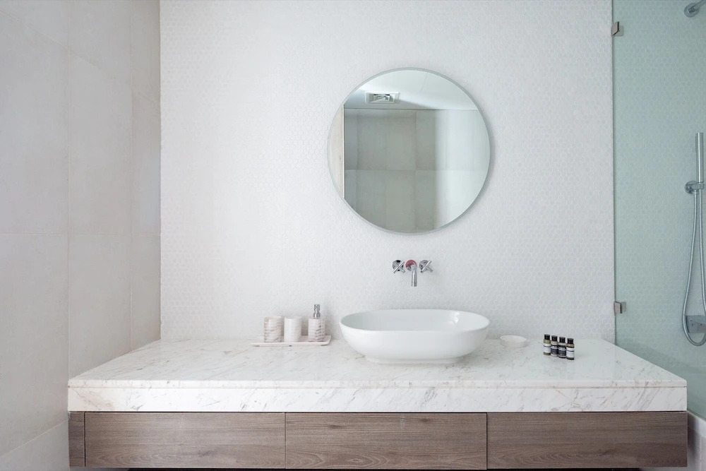 Дубай: Glamorous 1BR Apt on Palm Jumeirah - Near the Beach!