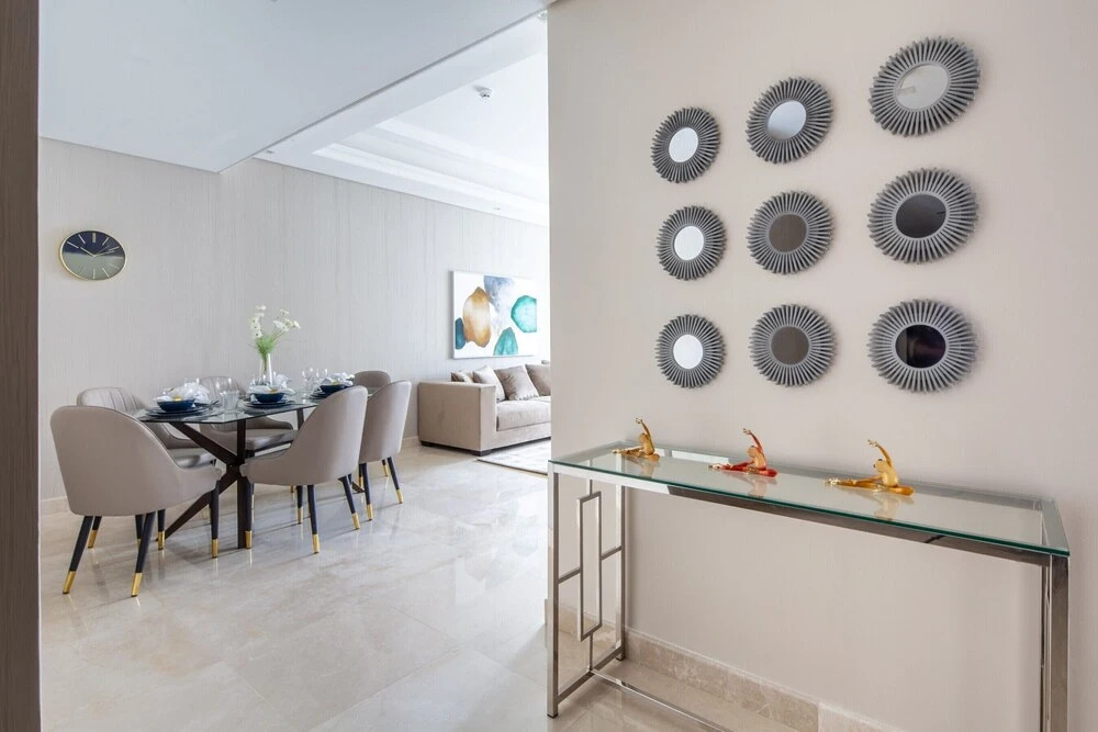 Дубай: Artistically Designed 3BR in Downtown Dubai - Sleeps 8!