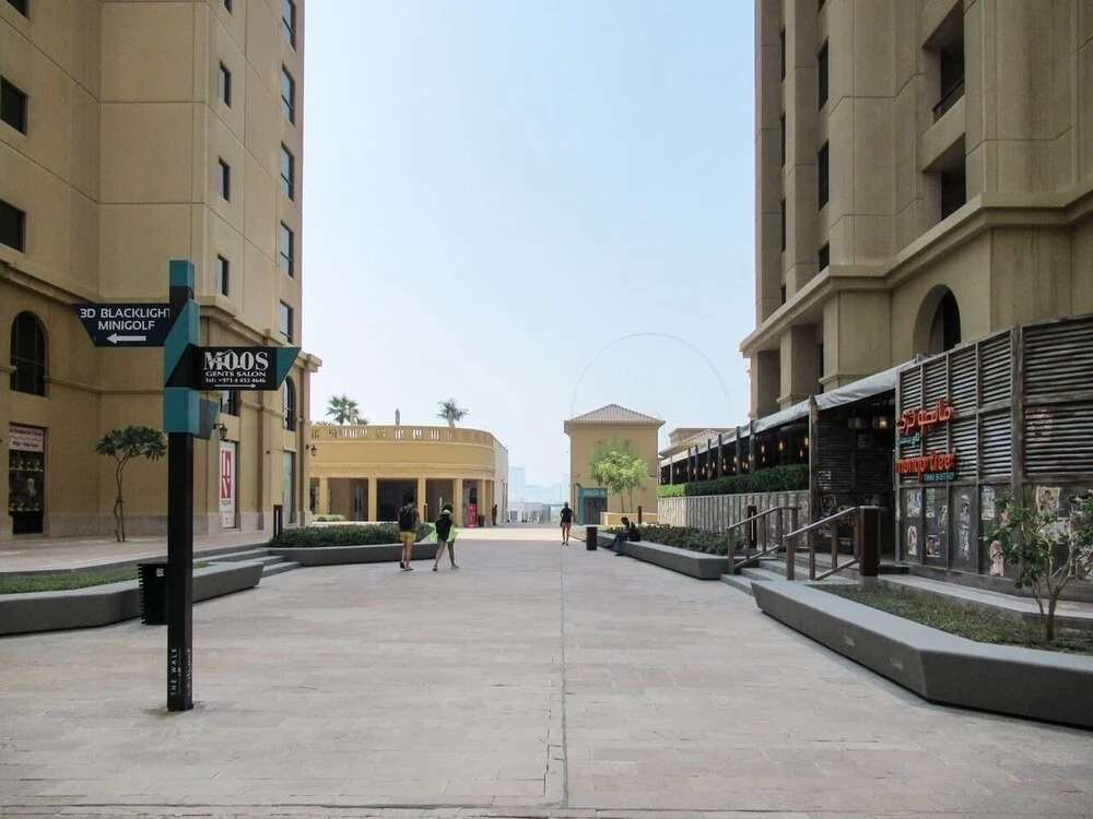 Elegant 2BR in JBR With Stunning Marina Views! — фото 1