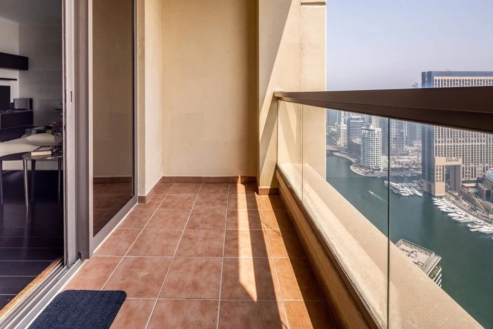 Дубай: Elegant 2BR in JBR With Stunning Marina Views!