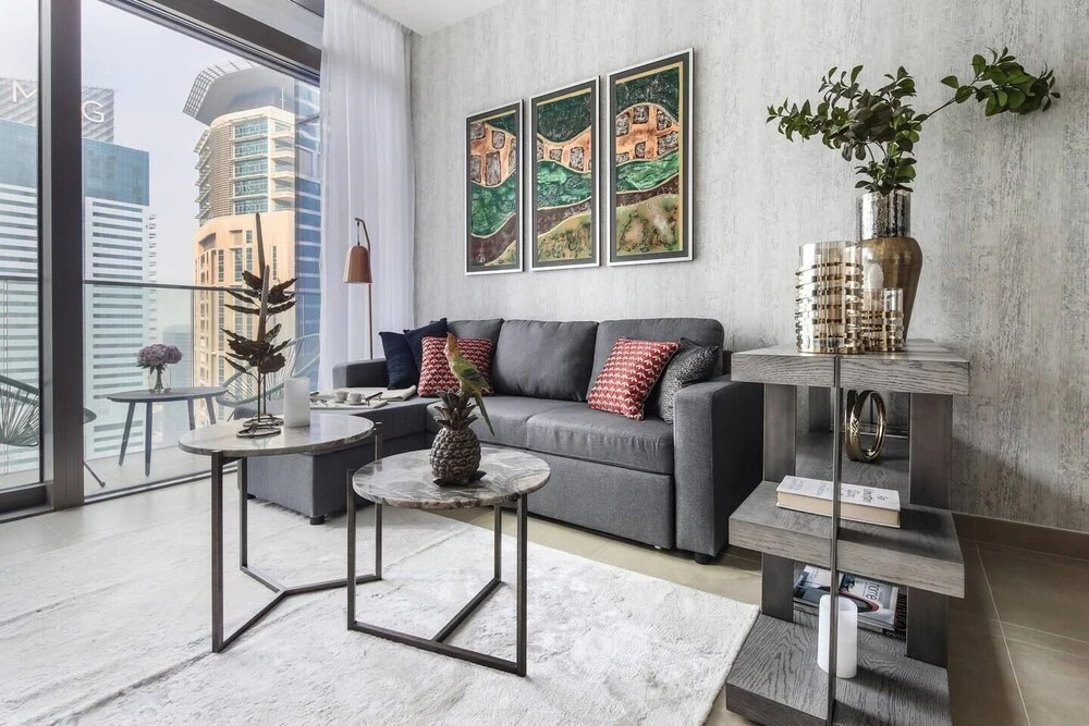Chic And Stylish 1BR With Grand Marina Views! — фото 5