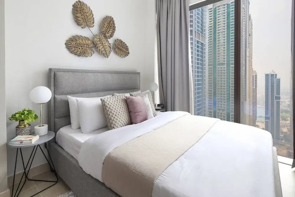 Дубай: Chic And Stylish 1BR With Grand Marina Views!