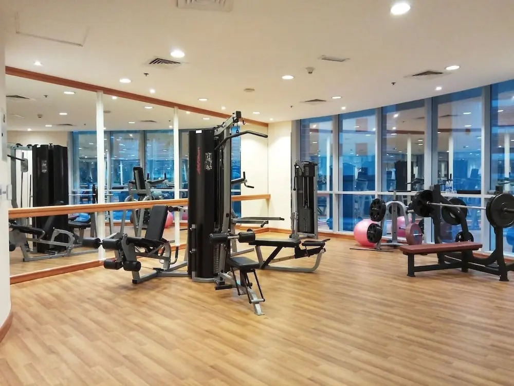 Дубай: Breathtaking 3BR With a Private Pool!