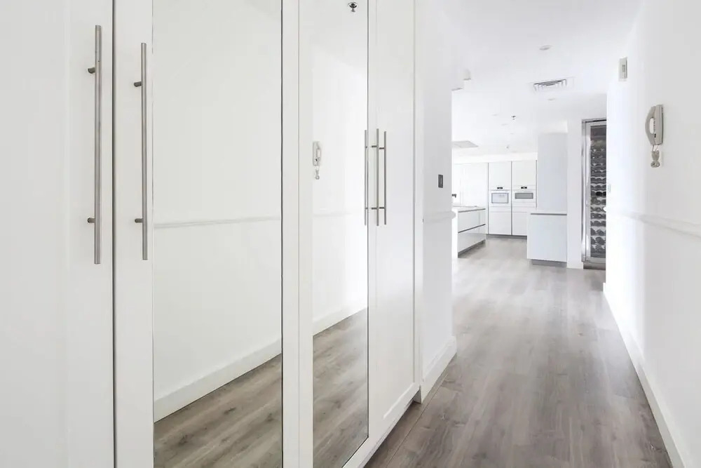 Дубай: Breathtaking 3BR With a Private Pool!