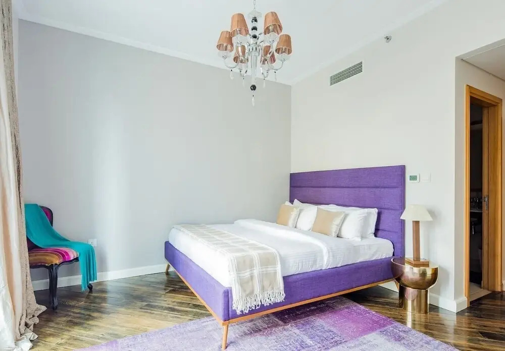 Amazing + Bright 2BR w/ Full Marina Views! — фото 5