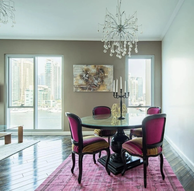 Дубай: Amazing + Bright 2BR w/ Full Marina Views!
