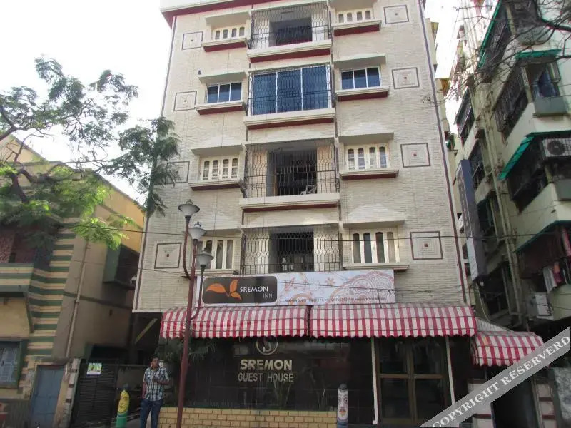 Колката: OYO 29739 Sremon Inn