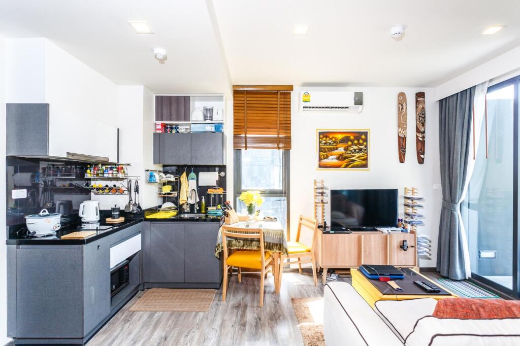 D187 - Large apartment in the heart of Patong, 2 pools and gym!, Patong, Phuket, Thailand — фото 6