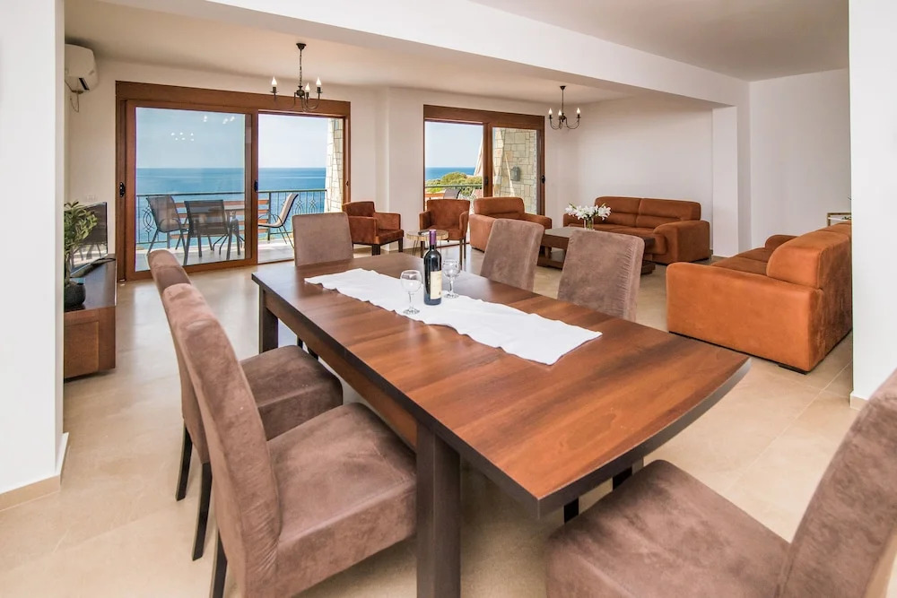 Бар: Arabela 2 Apartments