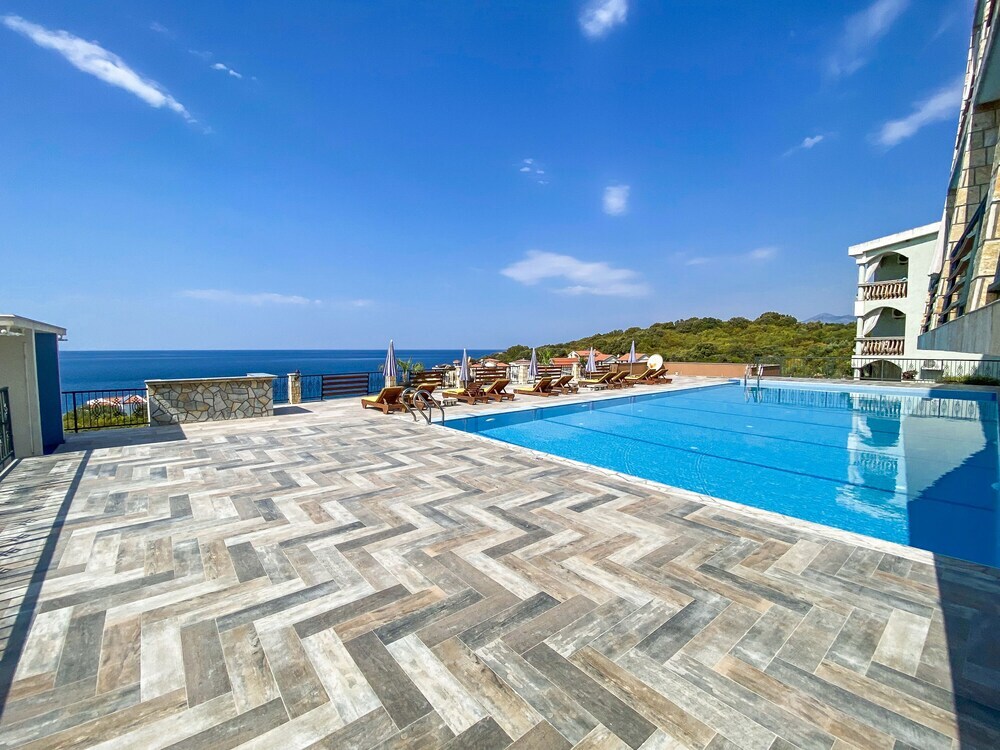 Бар: Arabela 2 Apartments
