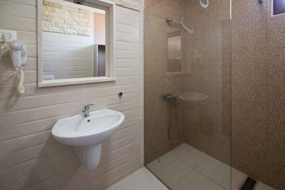 Бар: Arabela 2 Apartments