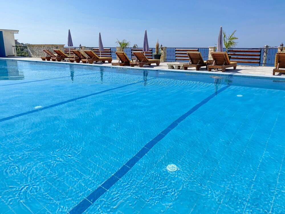 Бар: Arabela 2 Apartments