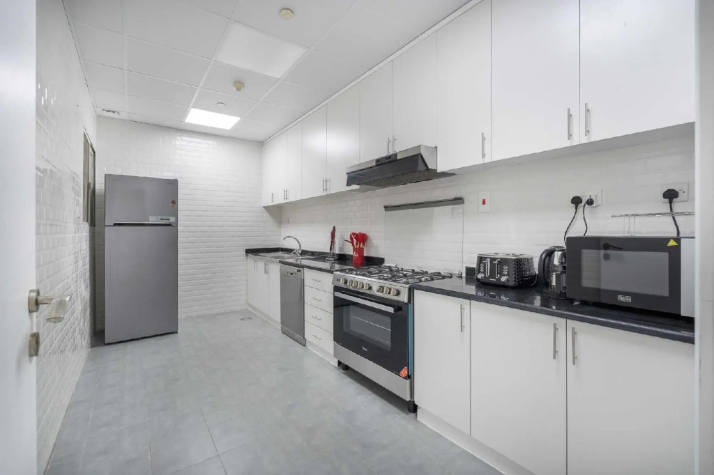 Дубай: Stunning 4 Bedroom in Dubai Marina Apartments