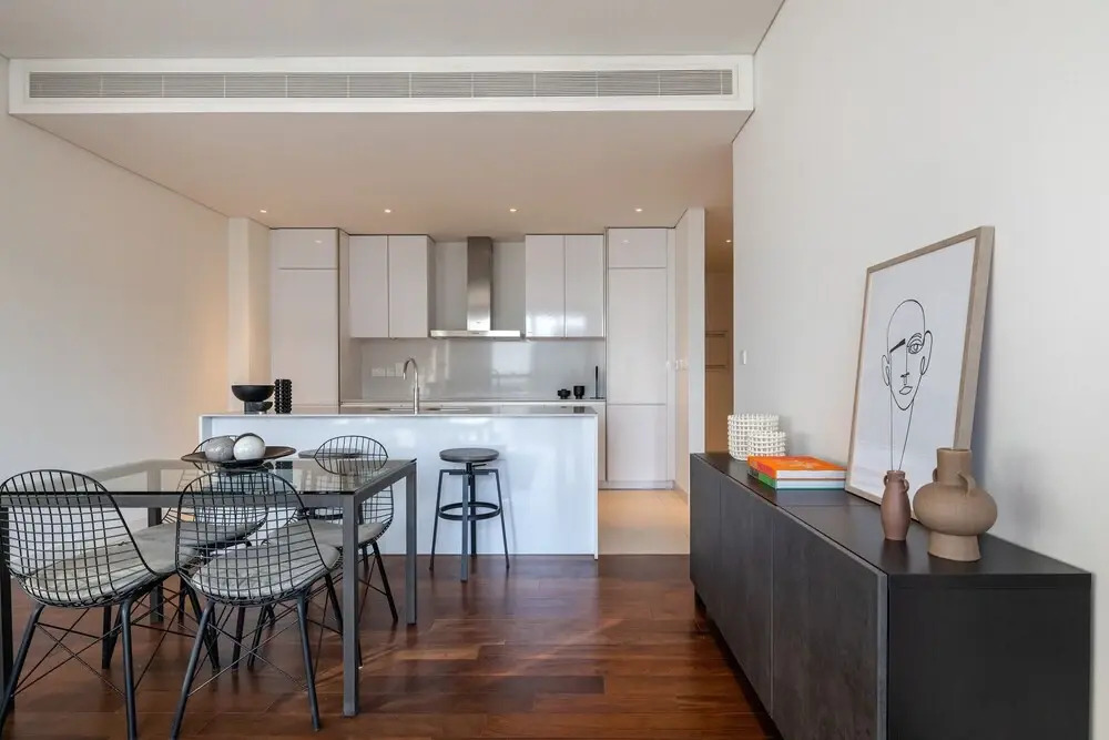 Дубай: Experience Serene Living in City Walk 14