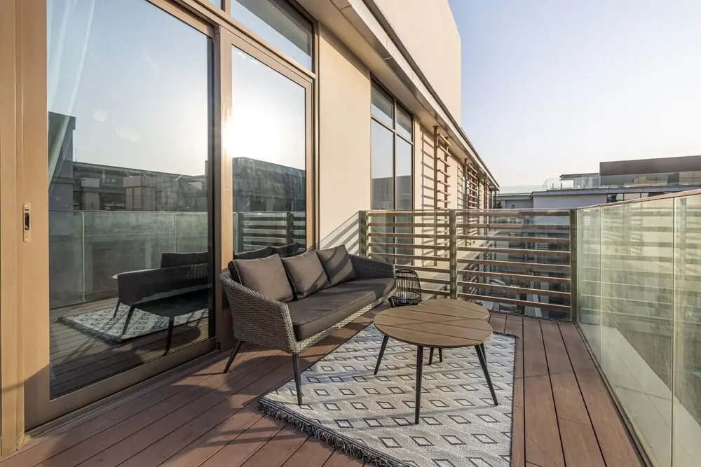 Дубай: Experience Serene Living in City Walk 14