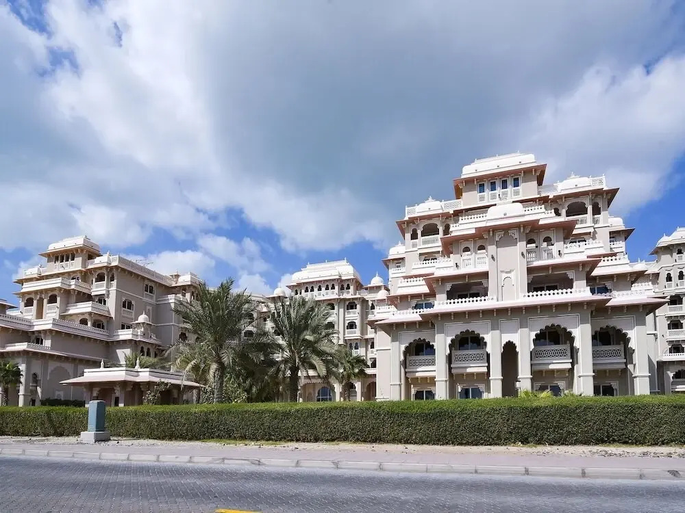 Oyo Home 161 1Bhk Taj Grandeur Palm — фото 3