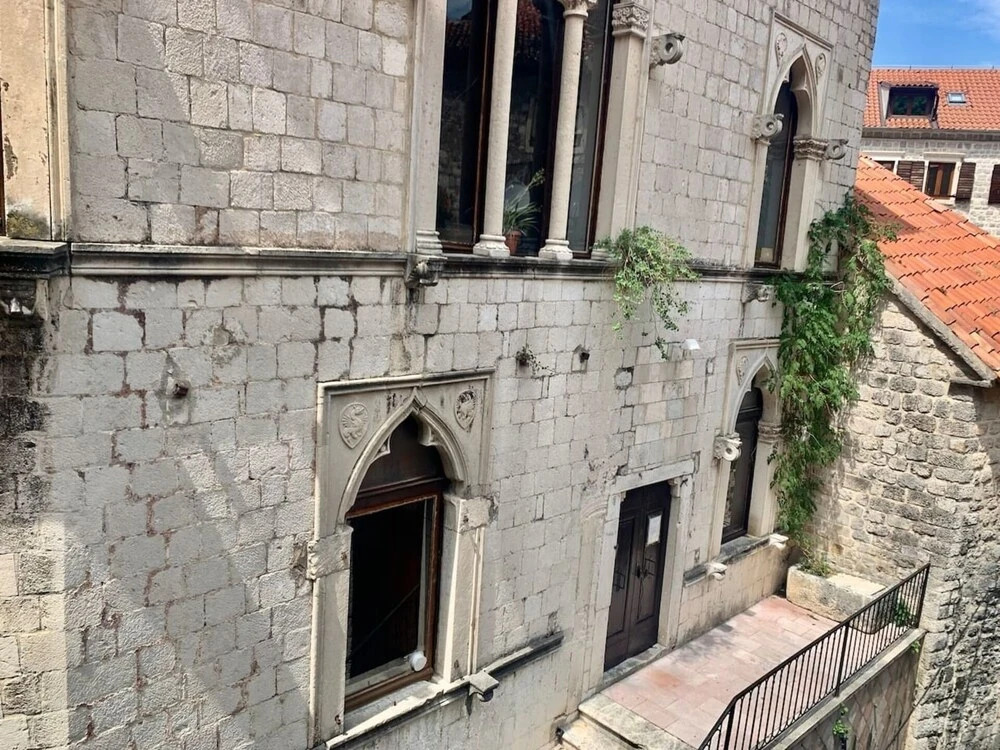 Доброта: Maison du Sud / Apartment 3 Bed. in old Town Kotor