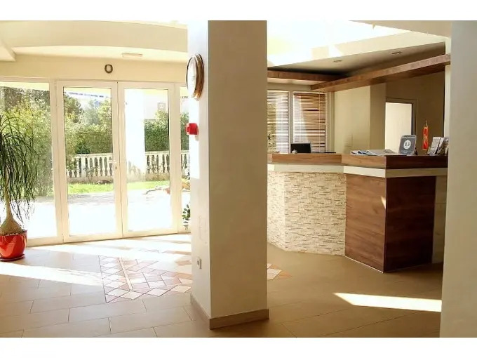 Будва: Garni Hotel Bella