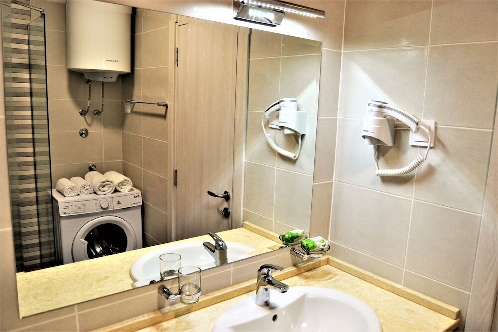 Будва: Yeshill Apartments