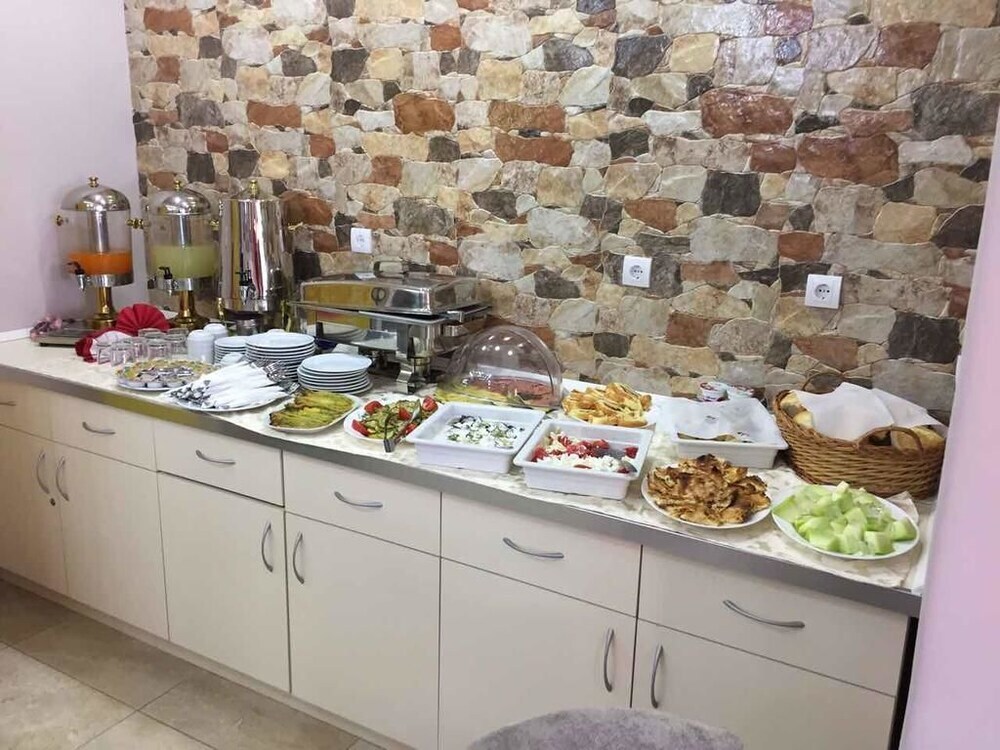 Ульцинь: Apartments & Rooms Rozana