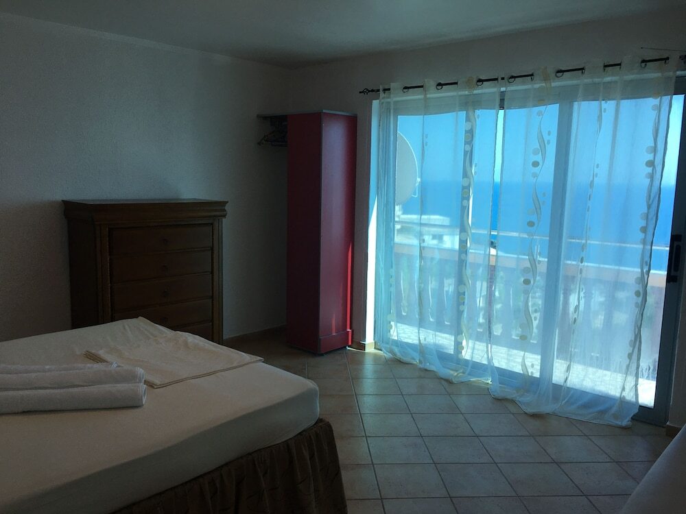 Ульцинь: Apartments & Rooms Rozana